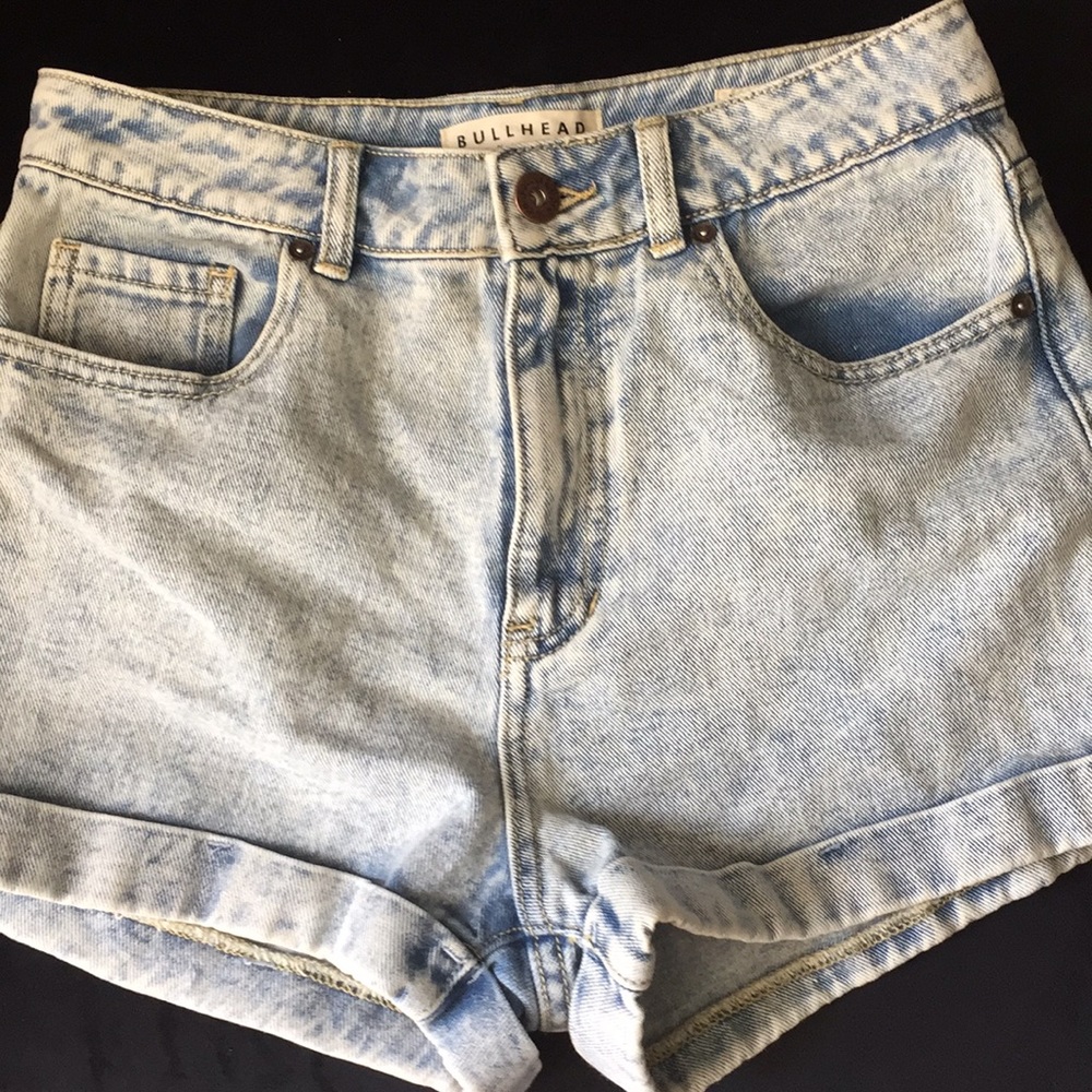 Denim Bull Head Mom Shorts